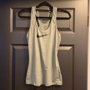 Nike Pro Workout Tank